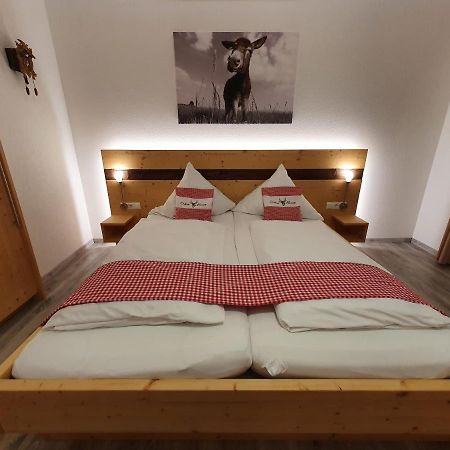 Gasthaus Zum Hirschen Furtwangen Dış mekan fotoğraf