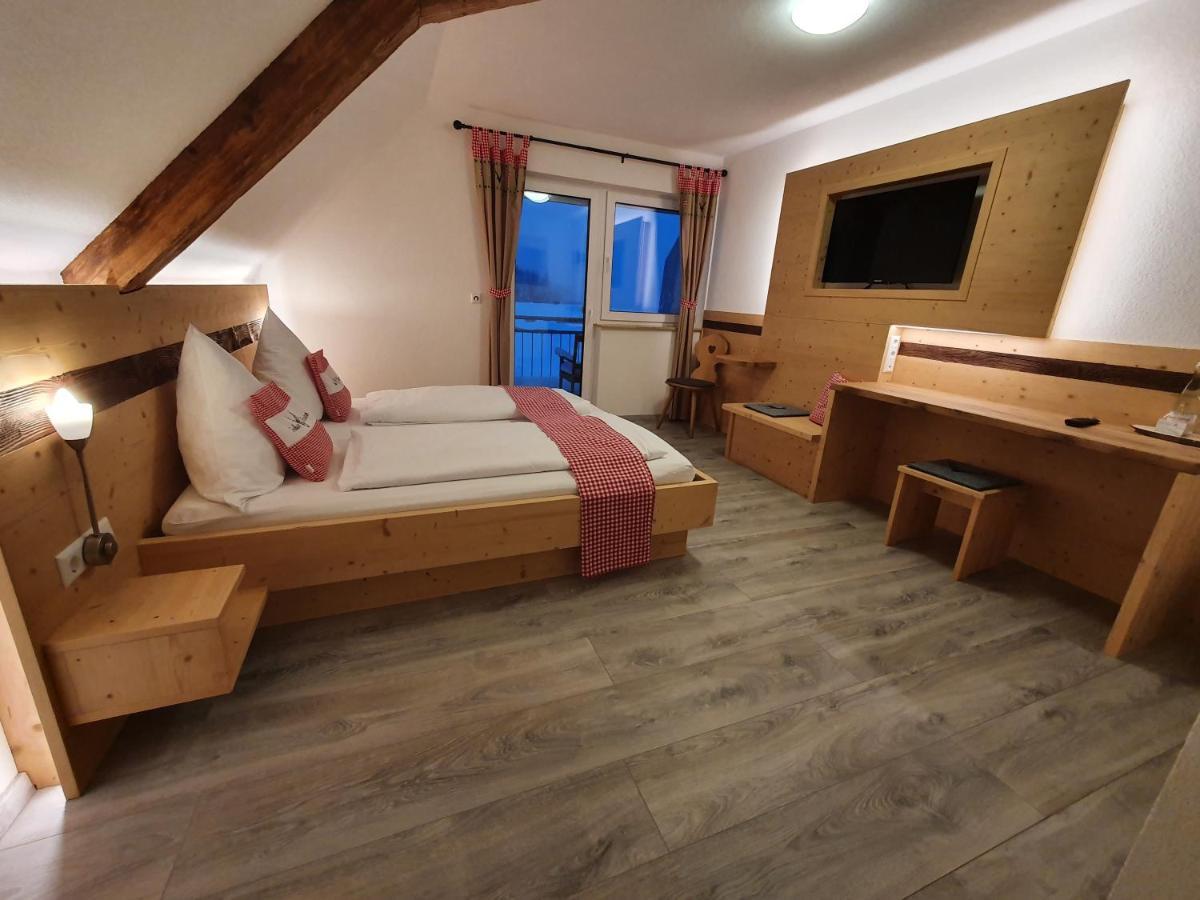 Gasthaus Zum Hirschen Furtwangen Dış mekan fotoğraf
