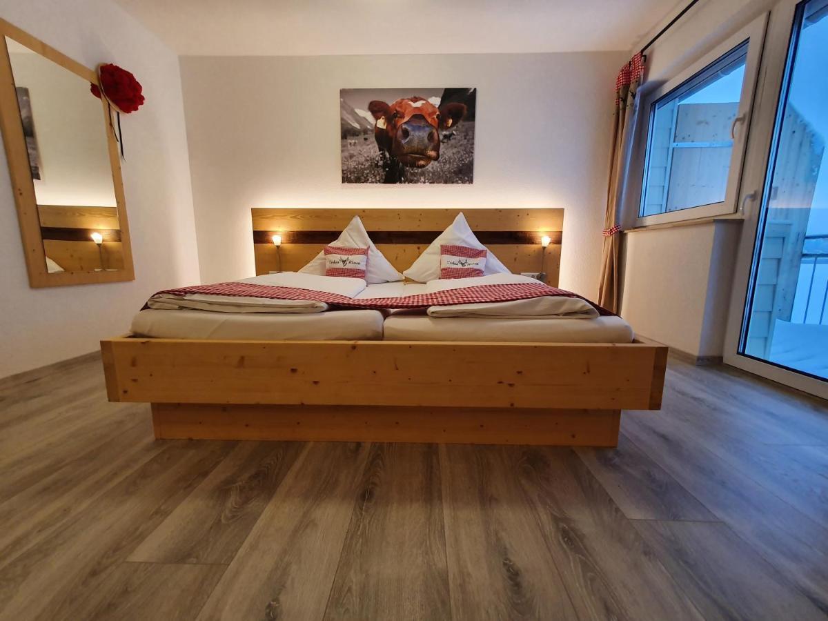 Gasthaus Zum Hirschen Furtwangen Dış mekan fotoğraf