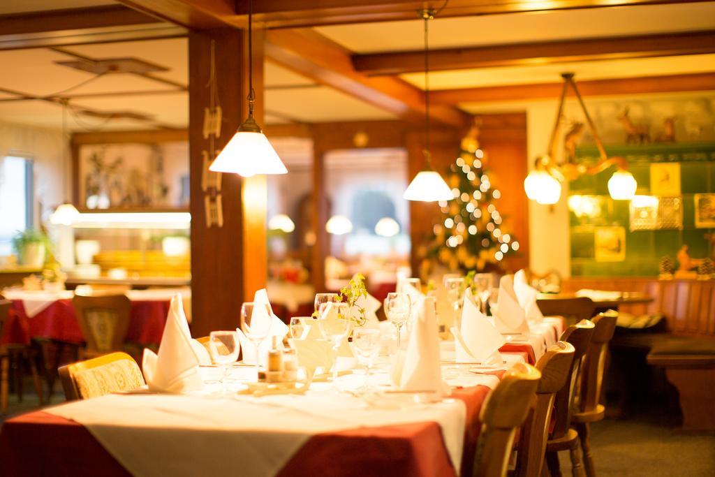 Gasthaus Zum Hirschen Furtwangen Dış mekan fotoğraf