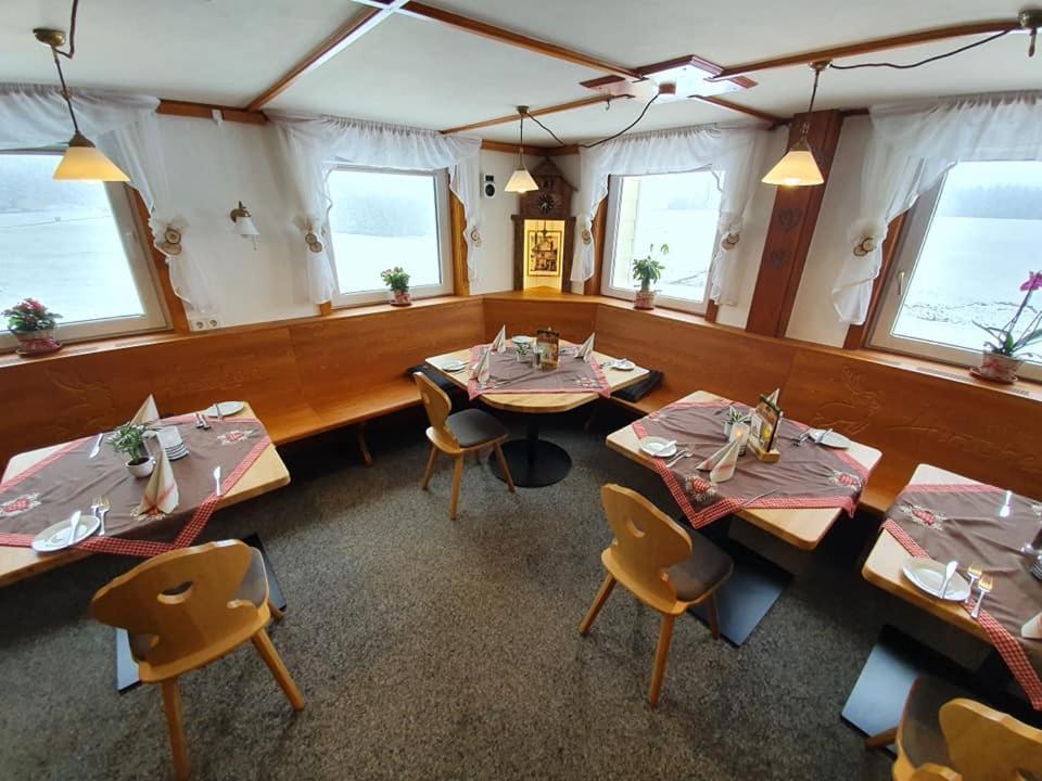 Gasthaus Zum Hirschen Furtwangen Dış mekan fotoğraf